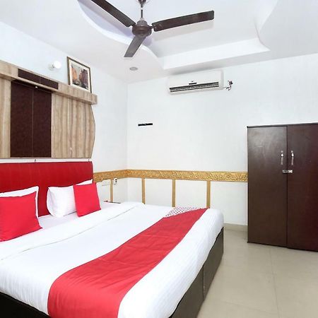 Oyo 5884 Amante Hotel Chandīgarh Eksteriør billede