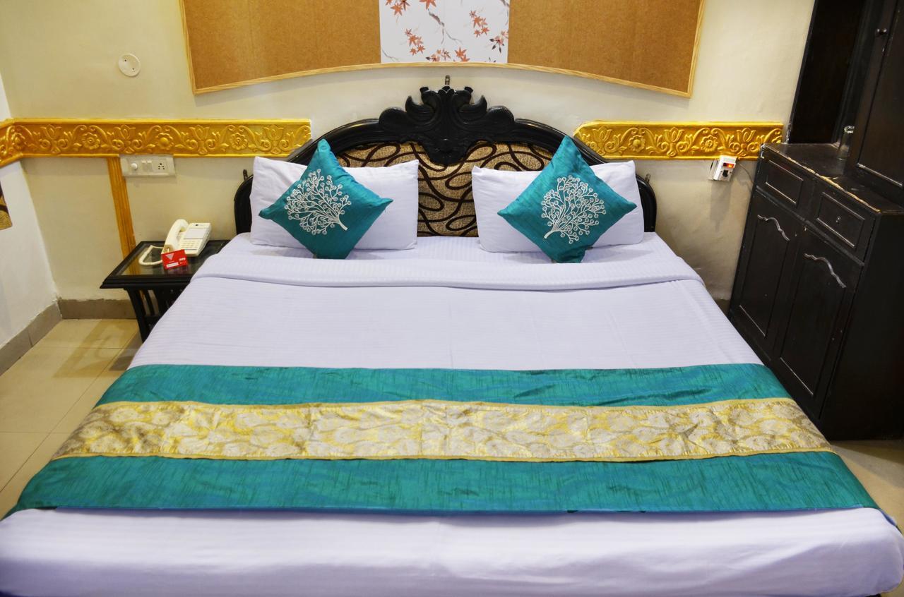 Oyo 5884 Amante Hotel Chandīgarh Eksteriør billede