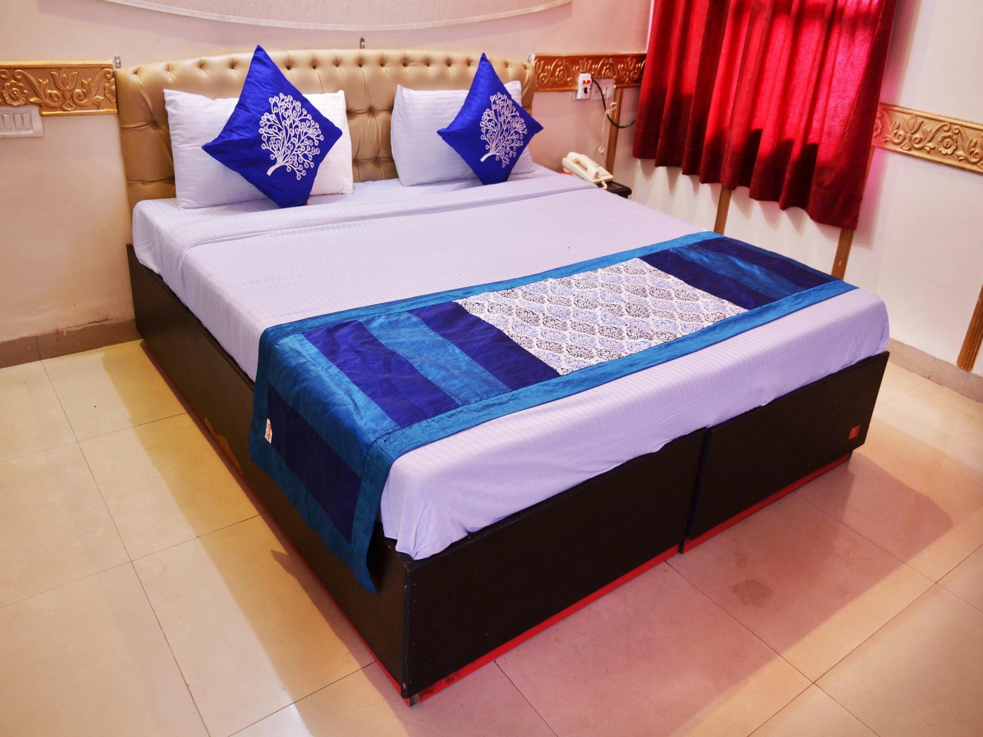 Oyo 5884 Amante Hotel Chandīgarh Eksteriør billede