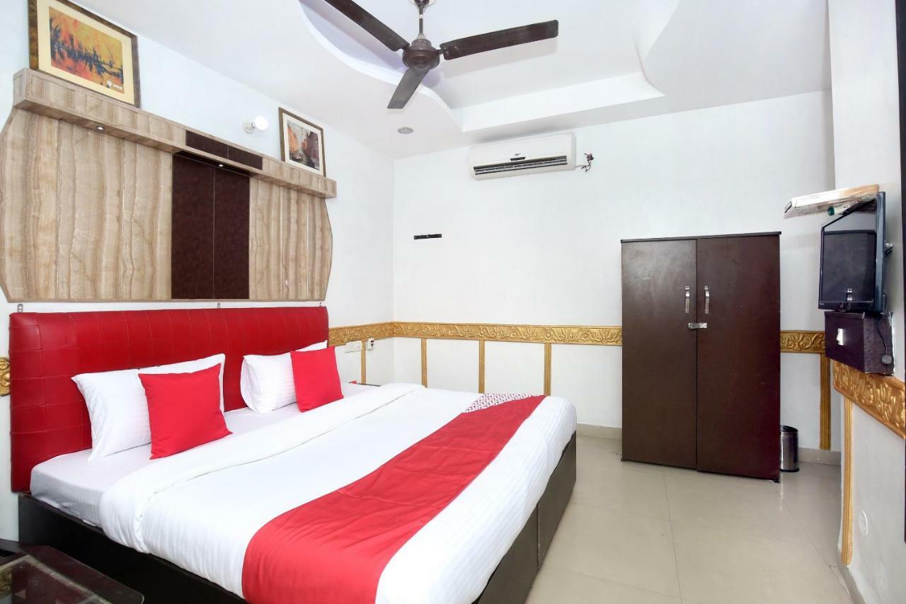 Oyo 5884 Amante Hotel Chandīgarh Eksteriør billede